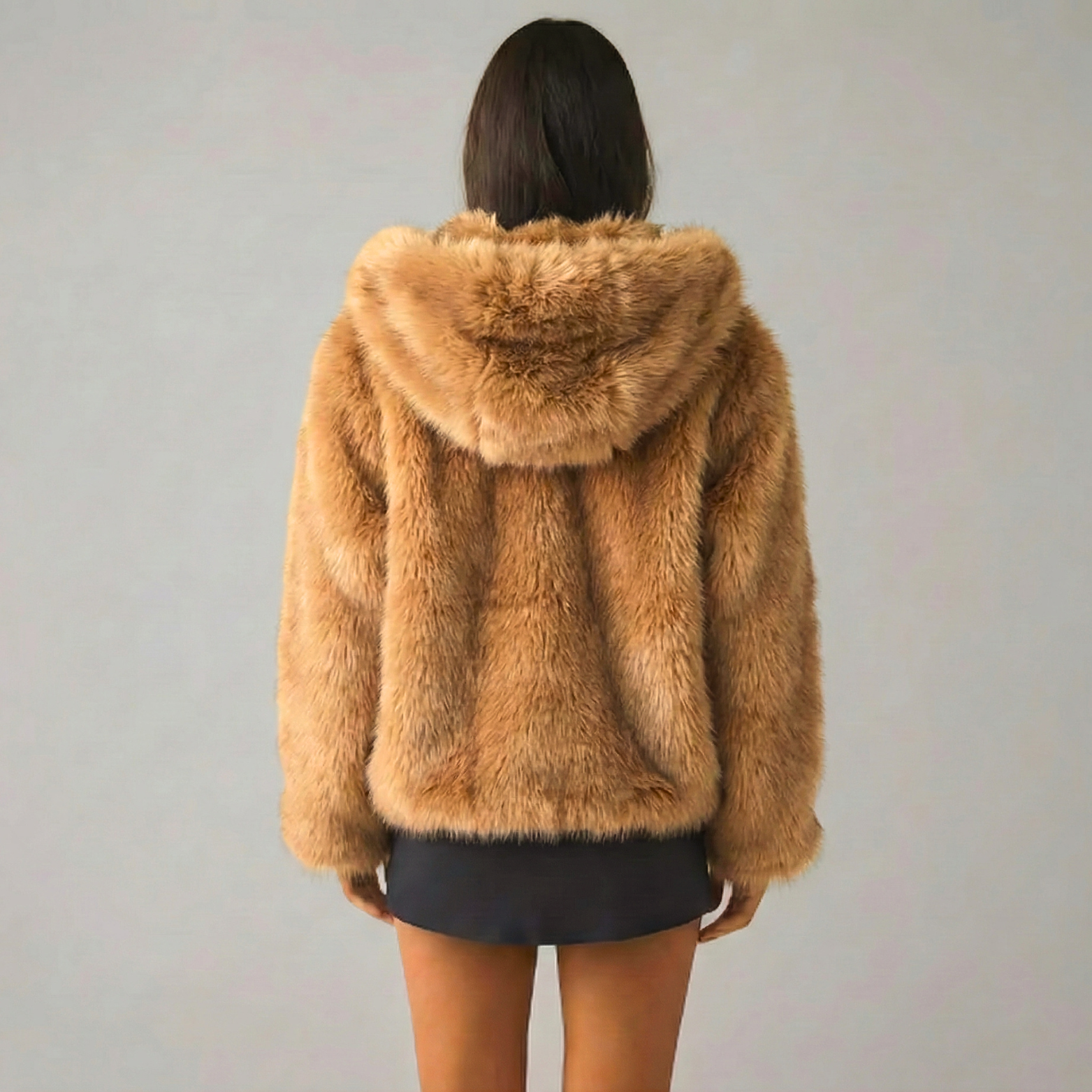 Luné Milano - Faux Fur Coat